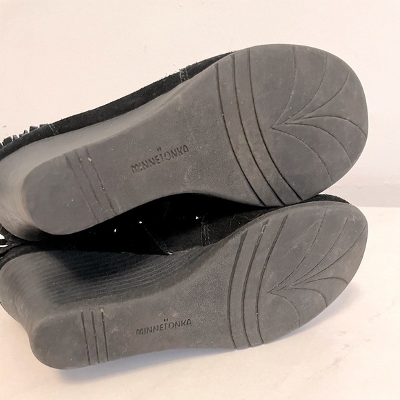 MINNETONKA MOCCASIN Wedge Fringe Ankle Boot - Picture 5 of 15